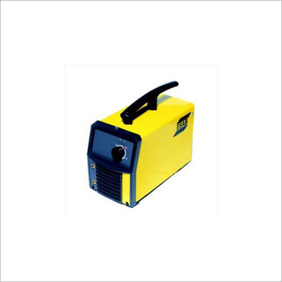 Inversora de solda 200 amperes ESAB ARC200